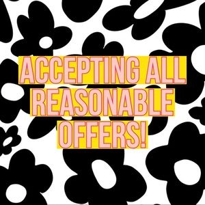 closet clean out - accepting ALL reasonable offers ✨